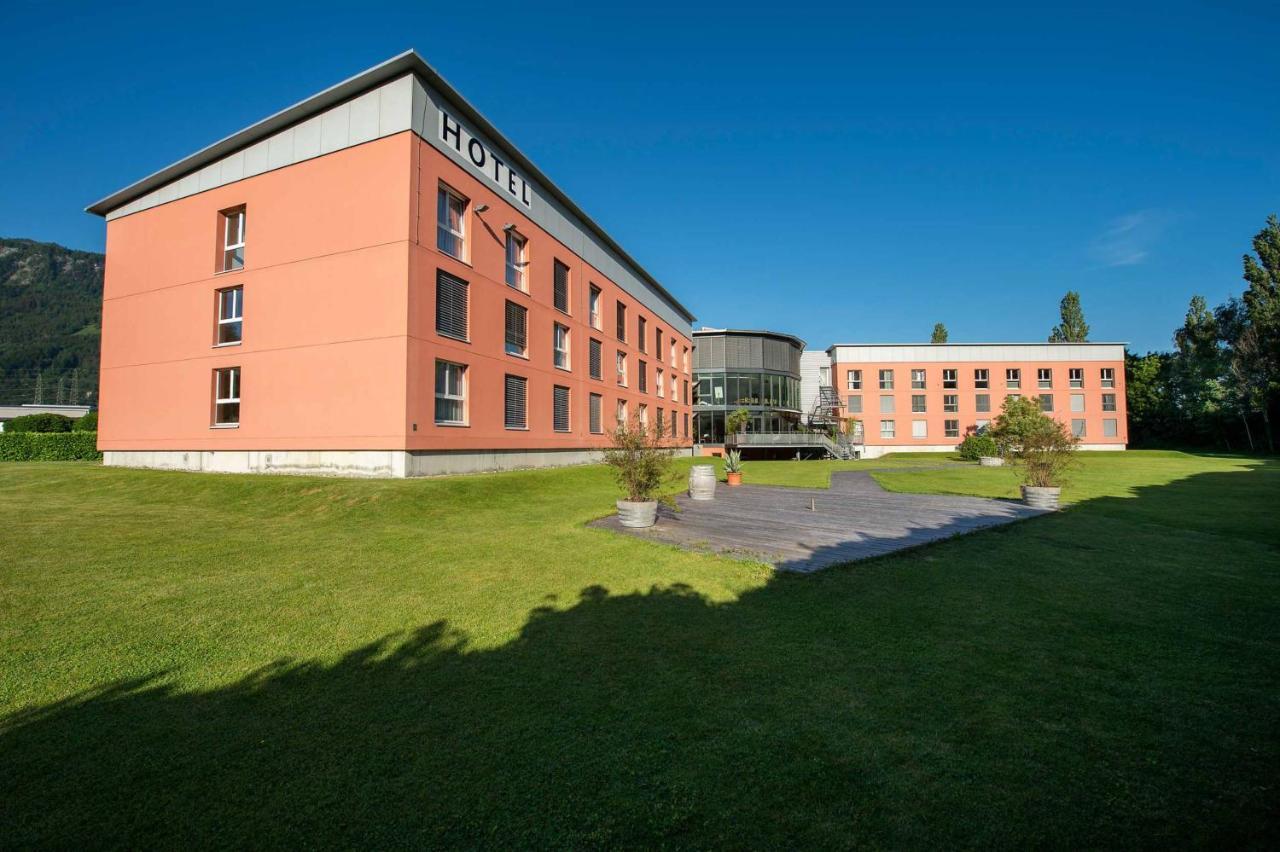 Hotel Swiss Heidi 3*